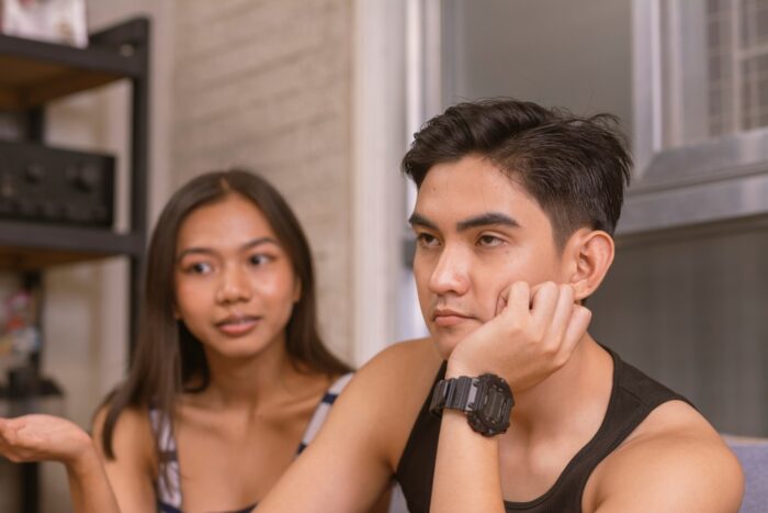 そっけない、冷たい彼氏の心理は?彼氏が彼女に冷たくなる理由 そっけない、冷たい彼氏の心理は?彼氏が彼女に冷たくなる理由