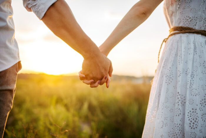 付き合ってないけどずっと一緒にいる気がする直感は当たるって本当?