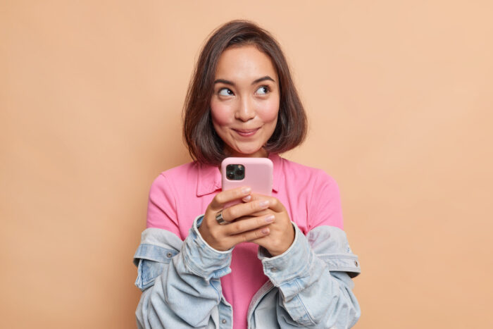 自分から連絡しないと連絡こない男性からLINEをもらうためには? 自分から連絡しないと連絡こない男性からLINEをもらうためには?