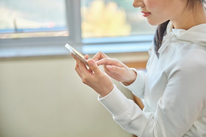 冷却期間があけたら、自分から元彼に連絡する 冷却期間があけたら、自分から元彼に連絡する