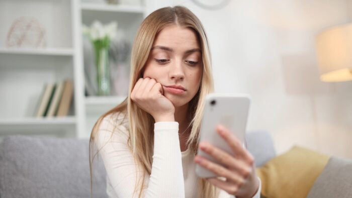 脈なしを察してほしい女性の特徴5選!既読無視が多い?【LINE編】 脈なしを察してほしい女性の特徴5選!既読無視が多い?【LINE編】