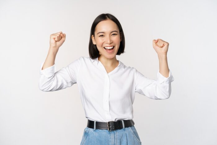 自分から行動できる女性