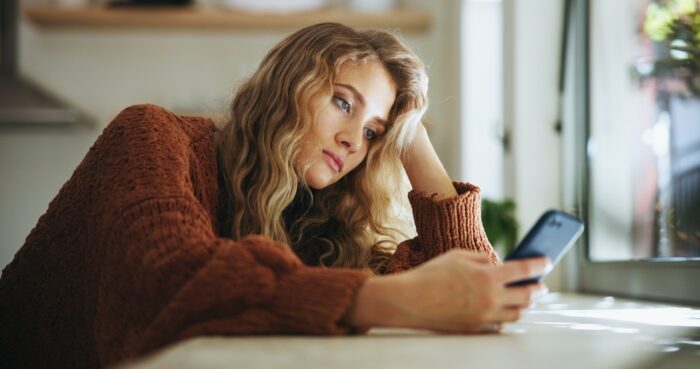 別れて3ヶ月連絡なしの元彼と復縁するには？別れた後一切連絡しない男性心理も！