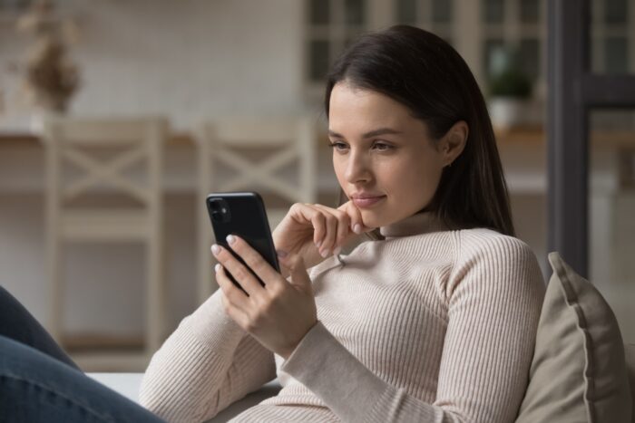 付き合ってない男性をLINEで誘う方法6選!例文付きでくわしく紹介 付き合ってない男性をLINEで誘う方法6選!例文付きでくわしく紹介
