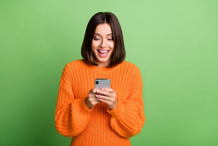 好きな人から連絡が来る待ち受け2025年最新版！即効性あるLINEの最強待ち受けとは？