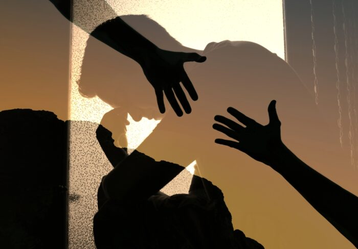 優しい相手と別れることに罪悪感を抱く 優しい相手と別れることに罪悪感を抱く