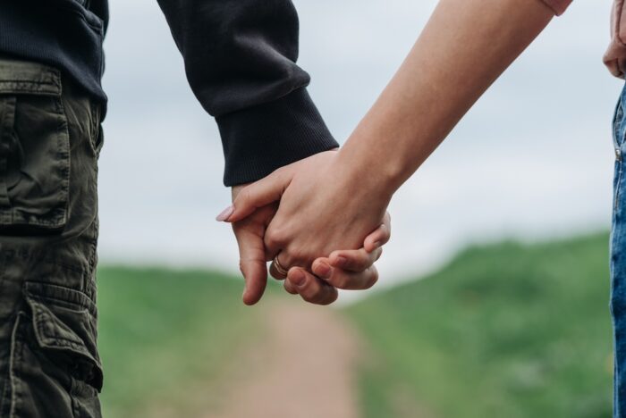 若い男性が年上の女性にハマる理由は？年上女性に恋する男性心理を解説