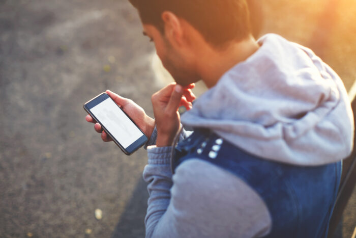 「軽く飲みたい気分。1時間だけ付き合ってくれない?」