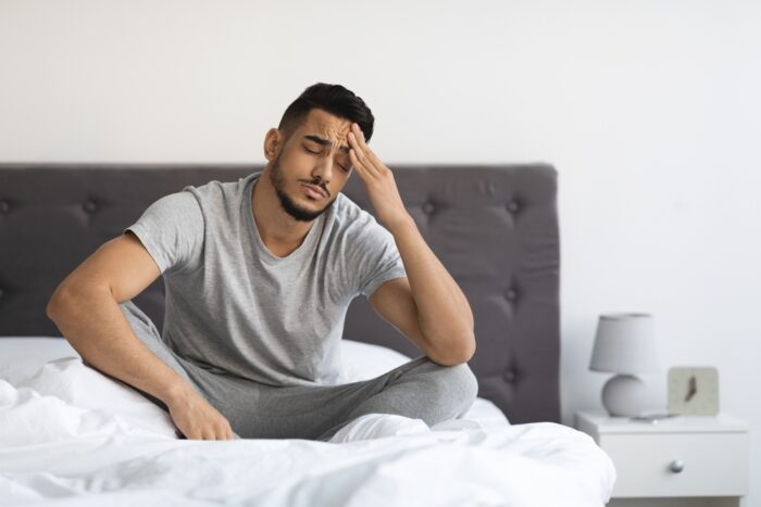 多忙で疲れており、休みの日は眠りたい
