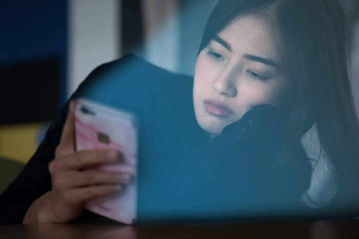 彼氏が突然音信不通で一方的な別れに!これってよくあること?