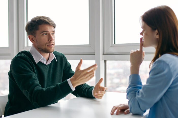 自慢できるような彼女ではないので話したくない