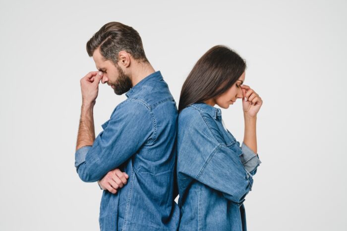 彼女との仲がギクシャクしているから話題にしたくない