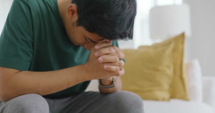 相手が他の男性に取られることを心配する