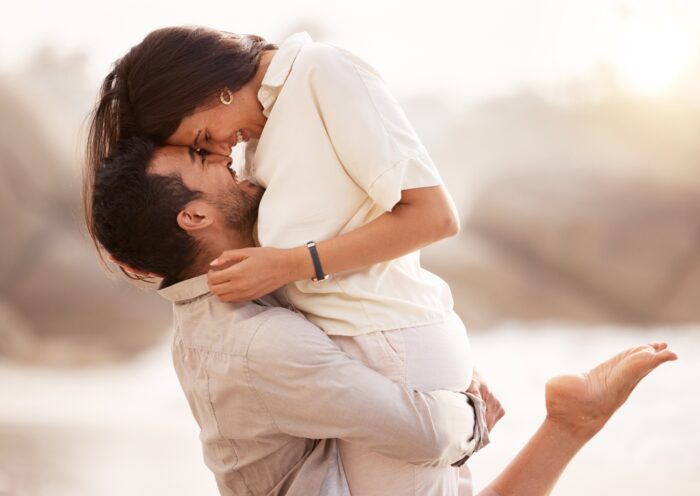 男性が運命を感じる女性の特徴10選！運命の女性が現れた時の男性心理とは？