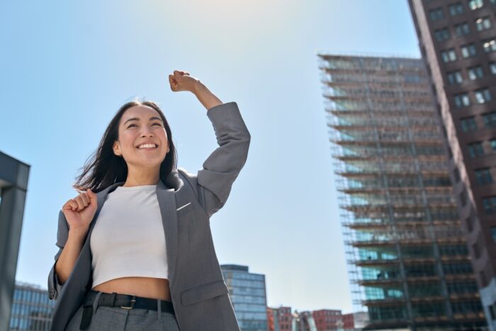 目標に向かって頑張ることのできる女性 目標に向かって頑張ることのできる女性