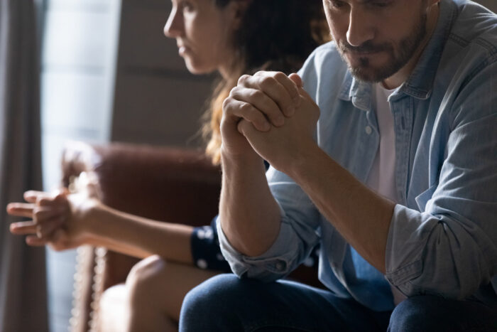 彼女に振られたらあっさり引く男性心理とは?なぜ追わないの?