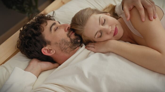 「つまらなくて眠くなる」こととの違いは？何が異なる？