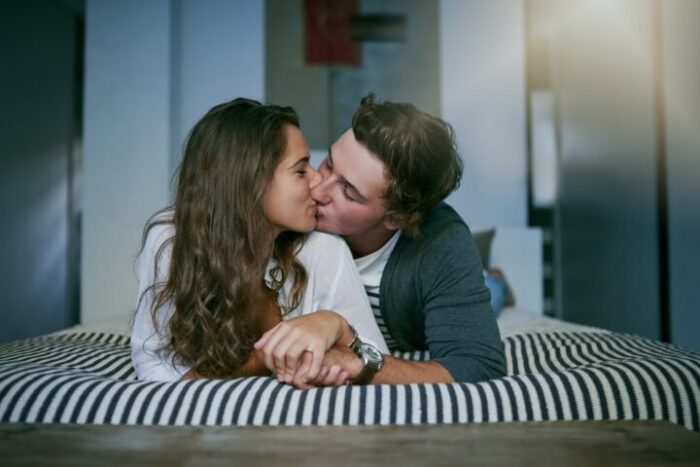 彼から愛され度の高い本気のキスをされたら?愛を深める方法! 彼から愛され度の高い本気のキスをされたら?愛を深める方法!