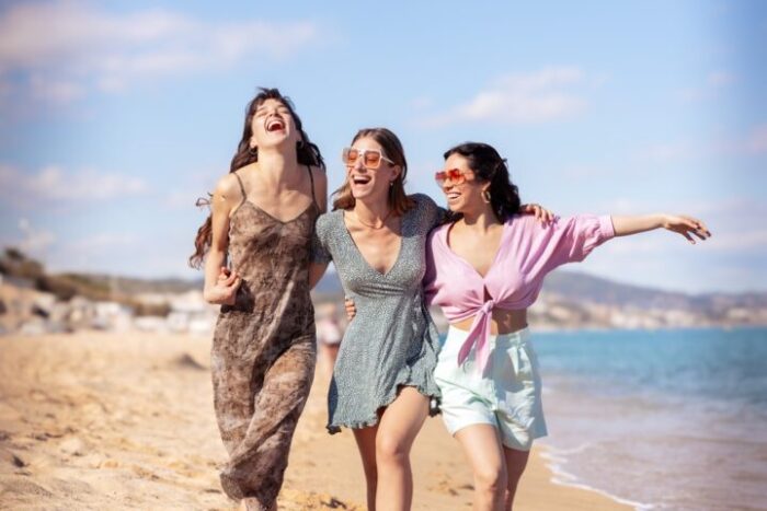 女友だちと遊ぶ時間を増やす 女友だちと遊ぶ時間を増やす