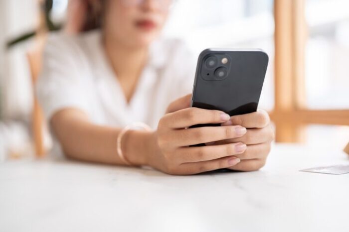 1週間経ったら、他のSNSで相手の近況を探る 1週間経ったら、他のSNSで相手の近況を探る