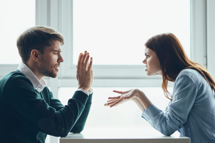 我慢の限界に達し、顔も見たくないほど嫌いになった 我慢の限界に達し、顔も見たくないほど嫌いになった