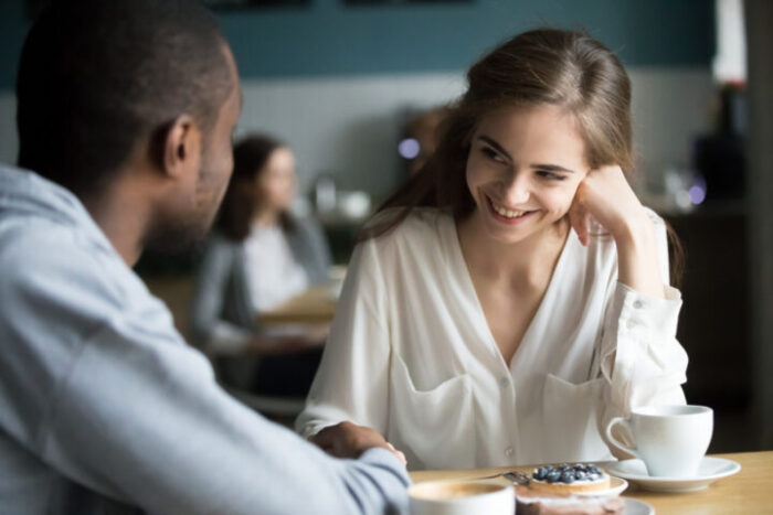 好きと言ってありがとうと返す女性は脈なし?脈あり?女性心理の見極め方! 好きと言ってありがとうと返す女性は脈なし?脈あり?女性心理の見極め方!